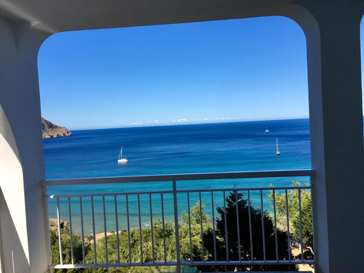 Apartamentos Aguas Blancas Santa Eulària des Riu Extérieur photo