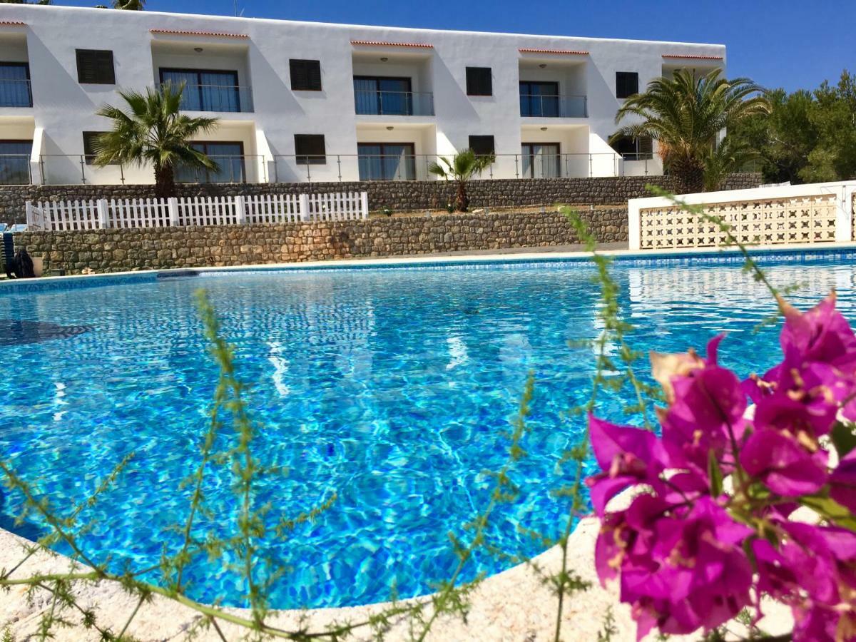 Apartamentos Aguas Blancas Santa Eulària des Riu Extérieur photo