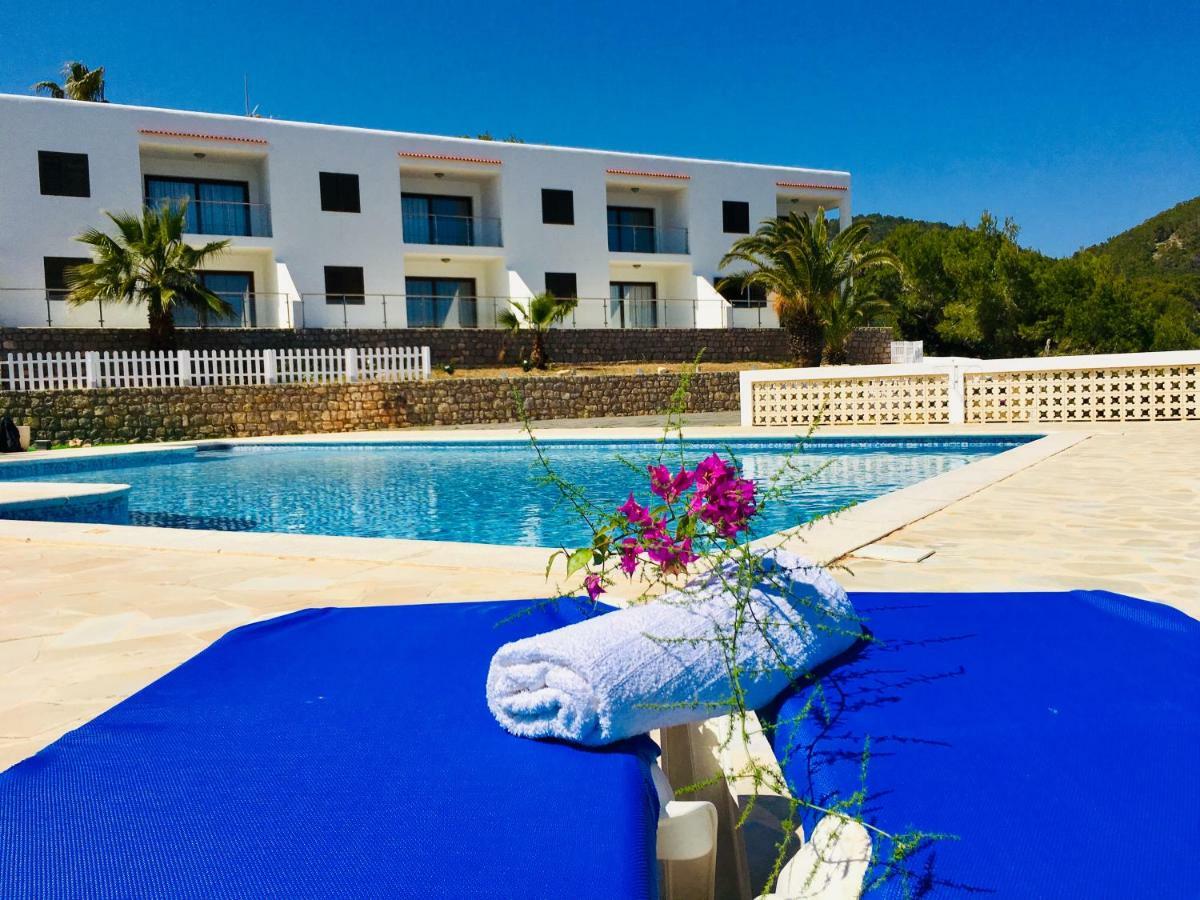 Apartamentos Aguas Blancas Santa Eulària des Riu Extérieur photo