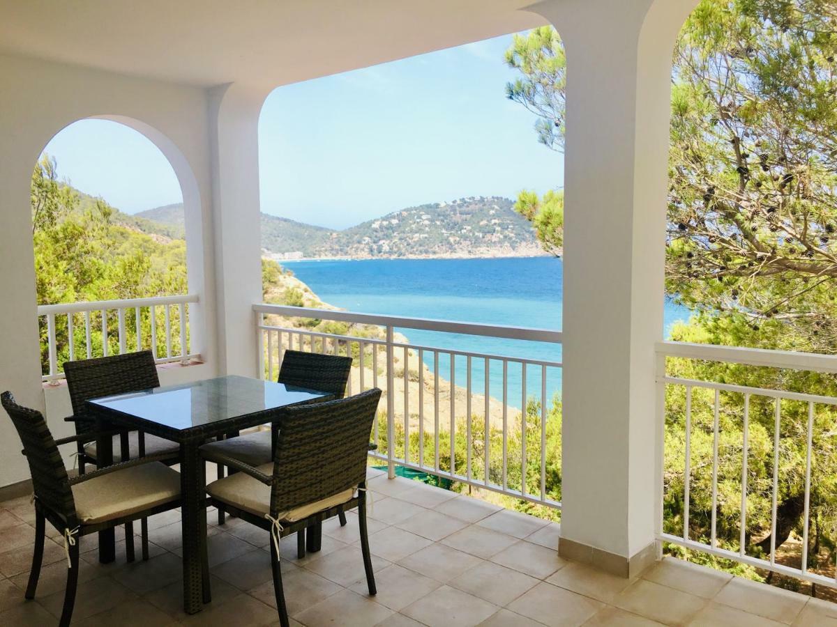 Apartamentos Aguas Blancas Santa Eulària des Riu Extérieur photo