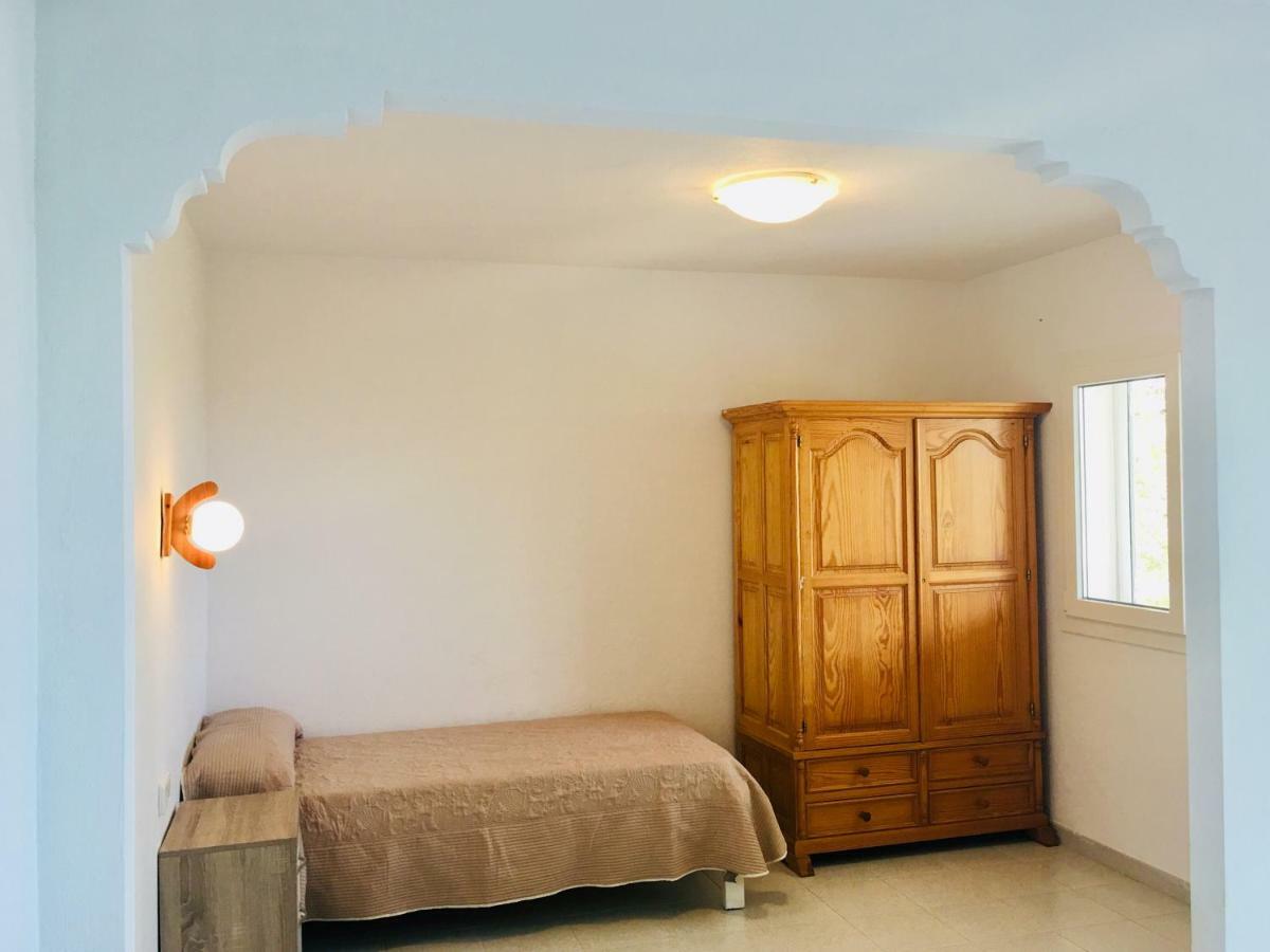 Apartamentos Aguas Blancas Santa Eulària des Riu Extérieur photo