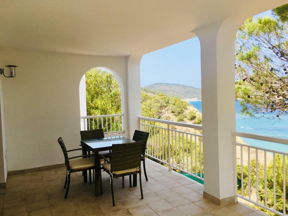 Apartamentos Aguas Blancas Santa Eulària des Riu Extérieur photo